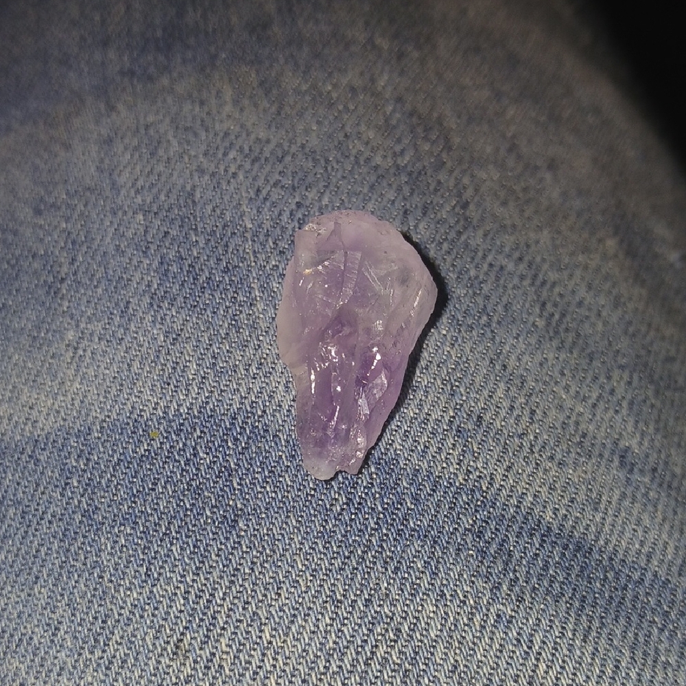 Raw Amethyst Crystal Point - Purple Decorative Stone